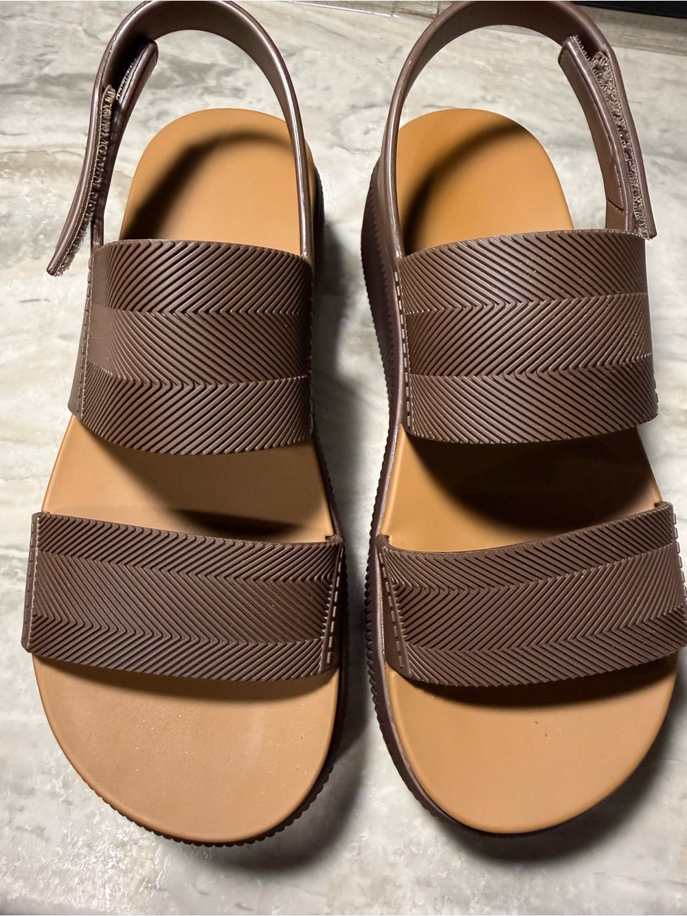 Women’s cute brown platform sandal